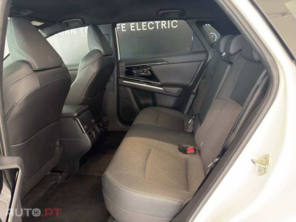 Toyota bZ4X 71,4 kWh Exclusive