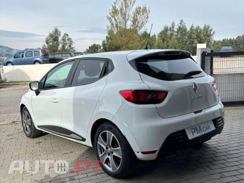 Renault Clio (Energy) dCi 90 Start & Stop LIMITED — fotografia 5
