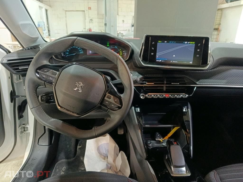 Peugeot E-208 50 kWh Active Pack