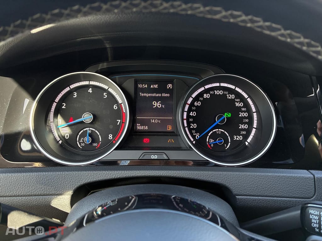 Volkswagen Golf 2.0 TSi R DSG
