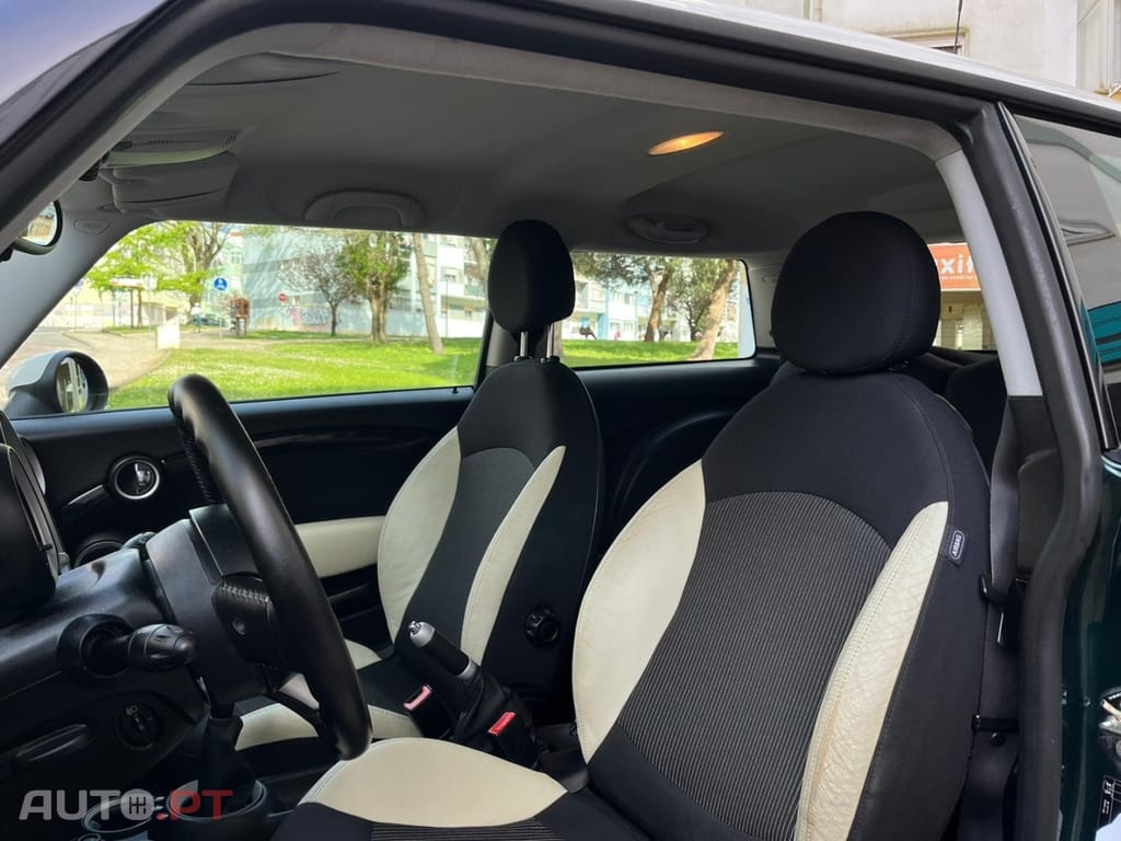 MINI Cooper Cooper