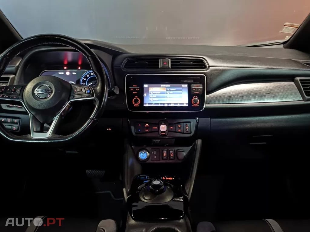 Nissan Leaf N-Connecta Full Led