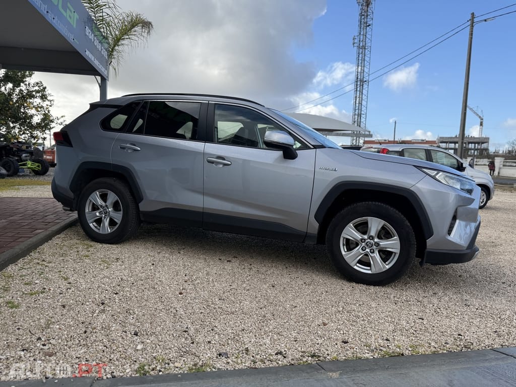 Toyota RAV4 2.5 HDF Comfort