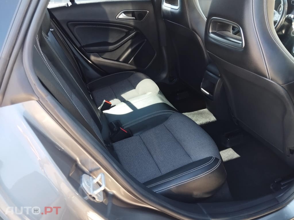Mercedes-Benz CLA 200 200d