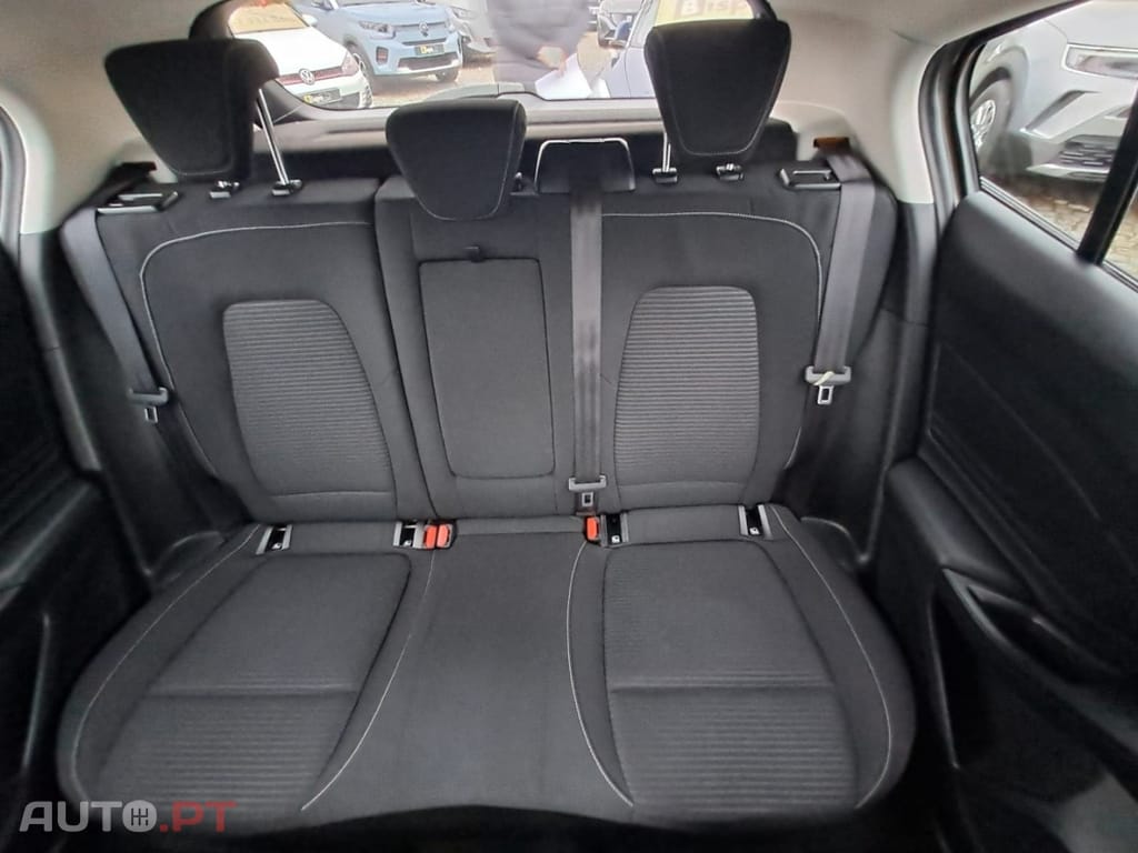 Ford Focus 1.0 EcoBoost S&S TITANIUM