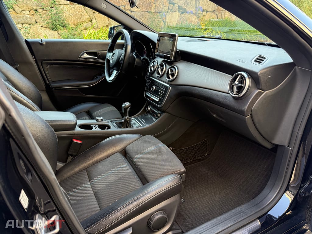 Mercedes-Benz CLA 180 d Shooting Brake Urban