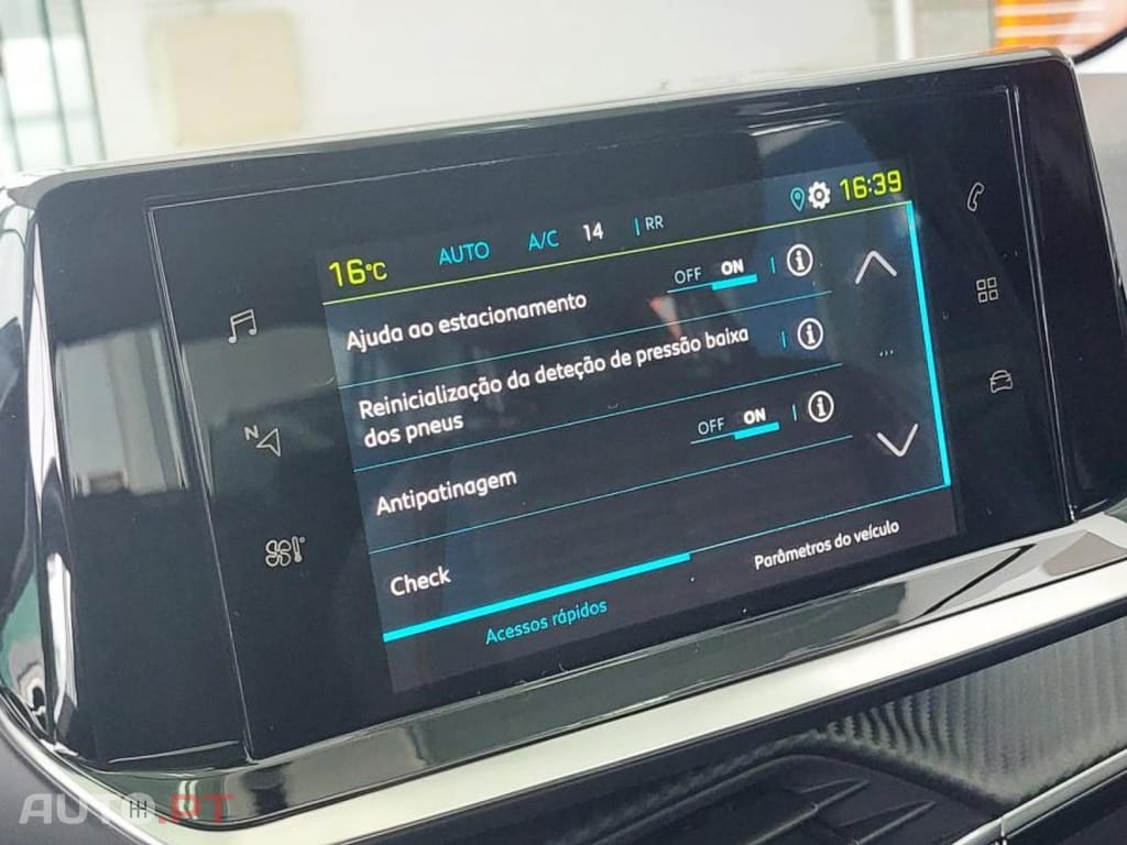 Peugeot E-208 50 kWh Active