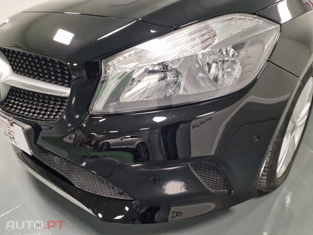 Mercedes-Benz A 180 d Urban