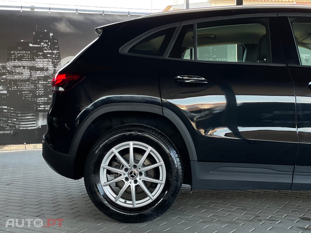 Mercedes-Benz GLA 180 d Progressive