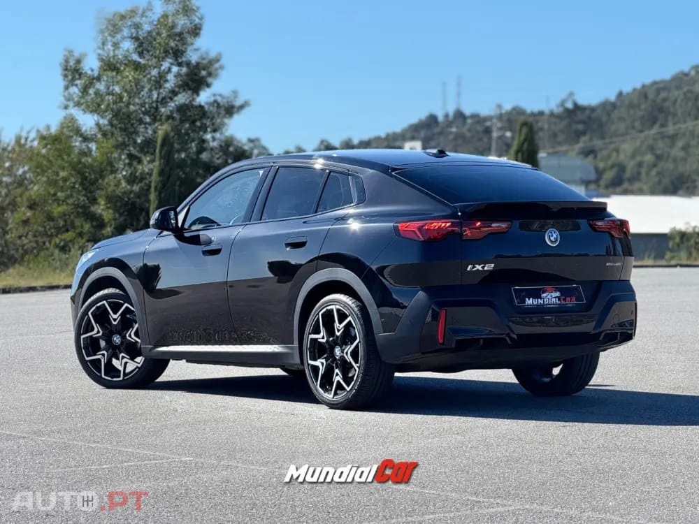 BMW iX2 eDrive20