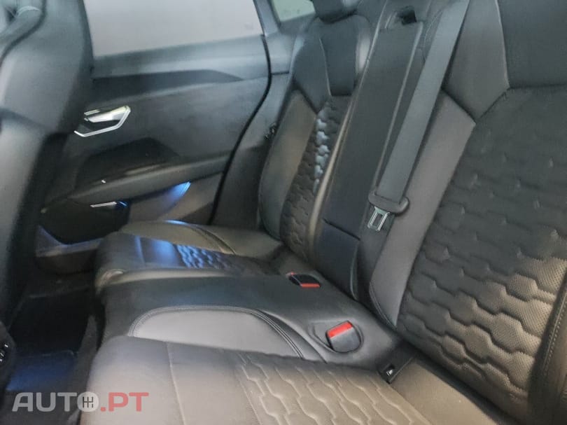 Audi E-Tron GT quattro