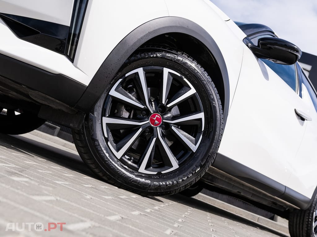 DS DS3 E-Tense Performance Line