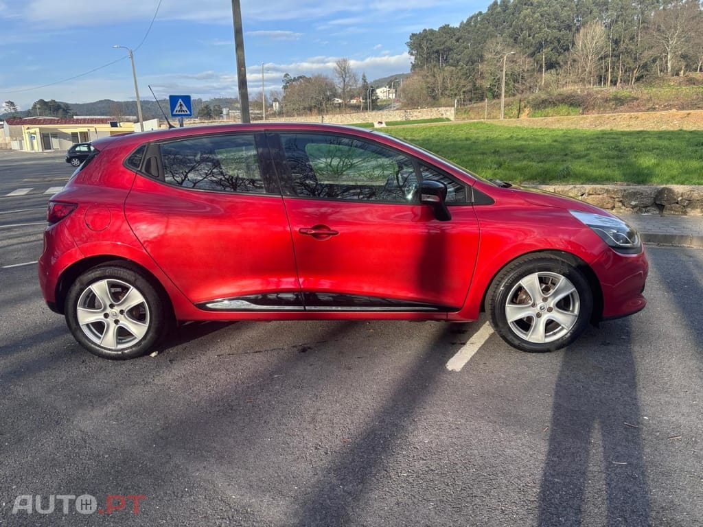 Renault Clio 0.9 TCE Dynamique S