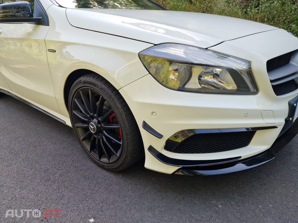Mercedes-Benz A 180 d AMG Line