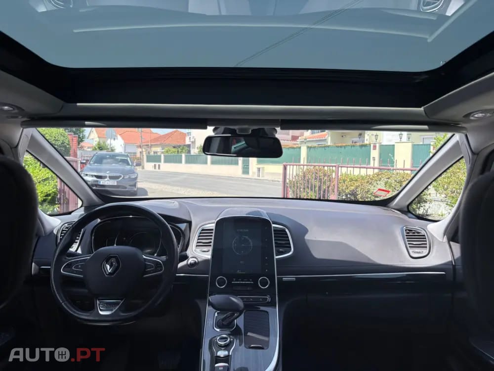 Renault Espace 1.6 dCi Initiale Paris EDC