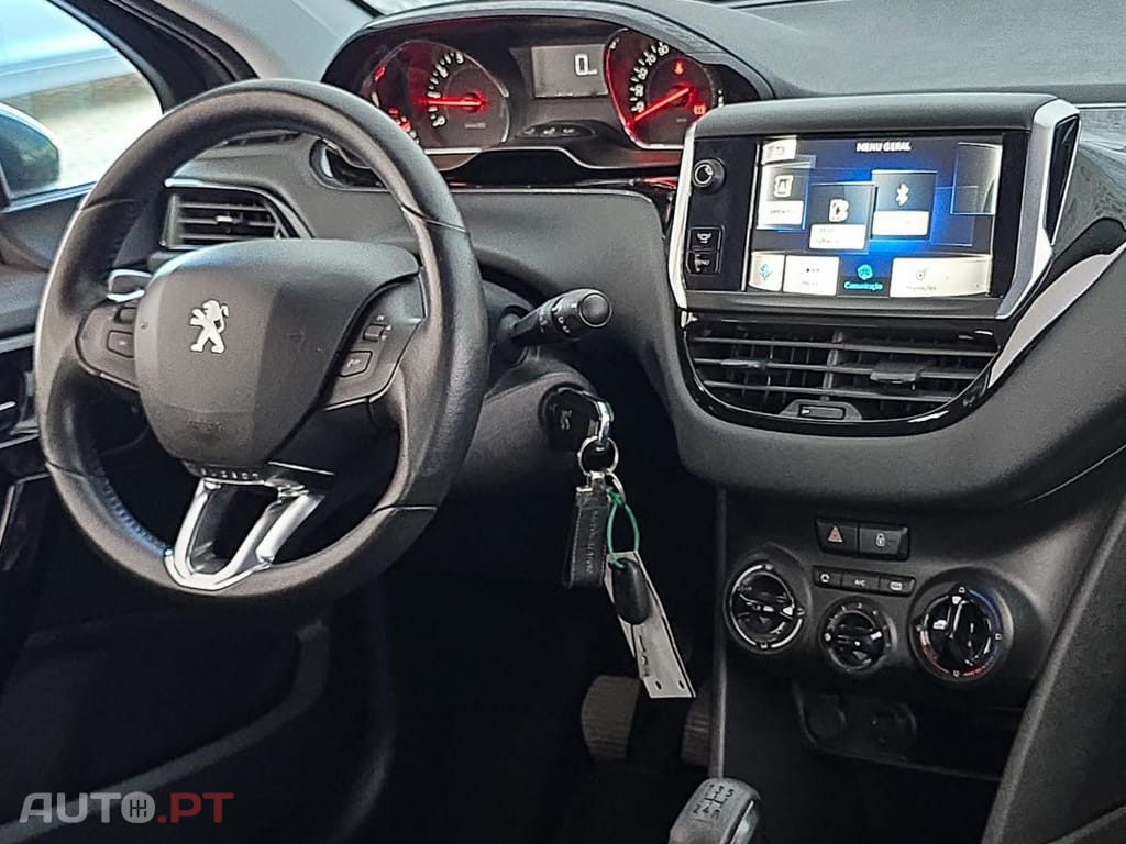 Peugeot 208 1.2 VTi Allure