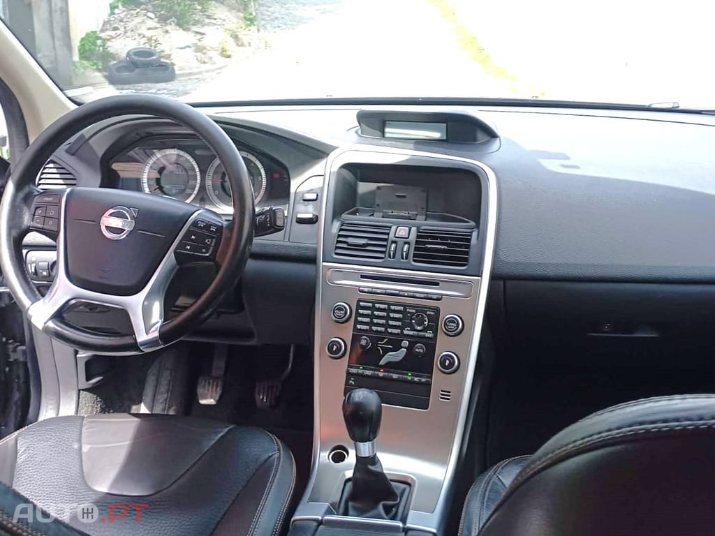 Volvo XC60 2.0 D3 Drive Summum 7 Lugares Nac