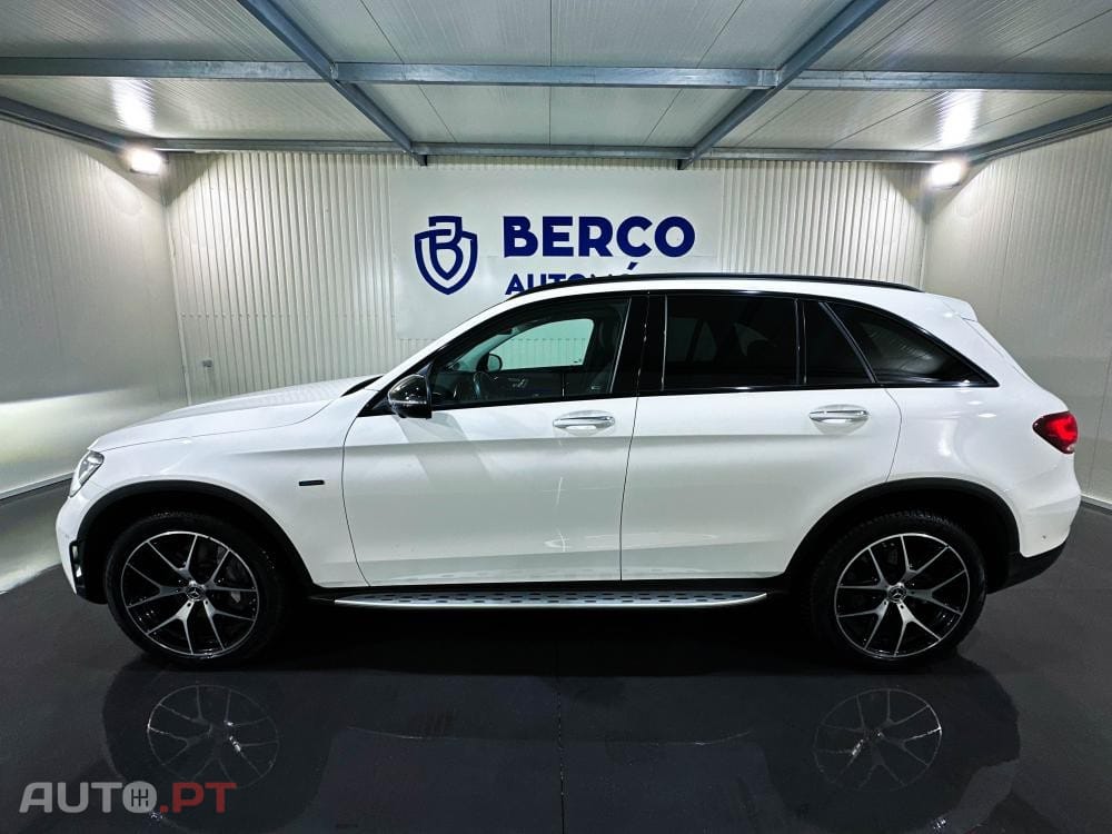 Mercedes-Benz GLC 300 de 4Matic 9G-TRONIC AMG Line