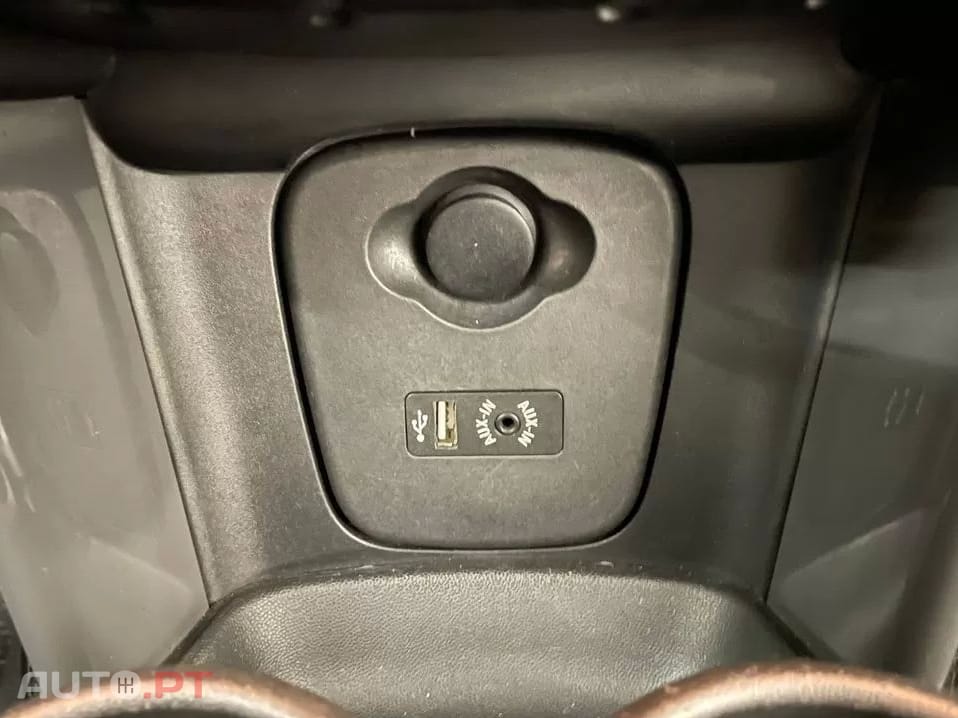 MINI One D BLACK DETAILS