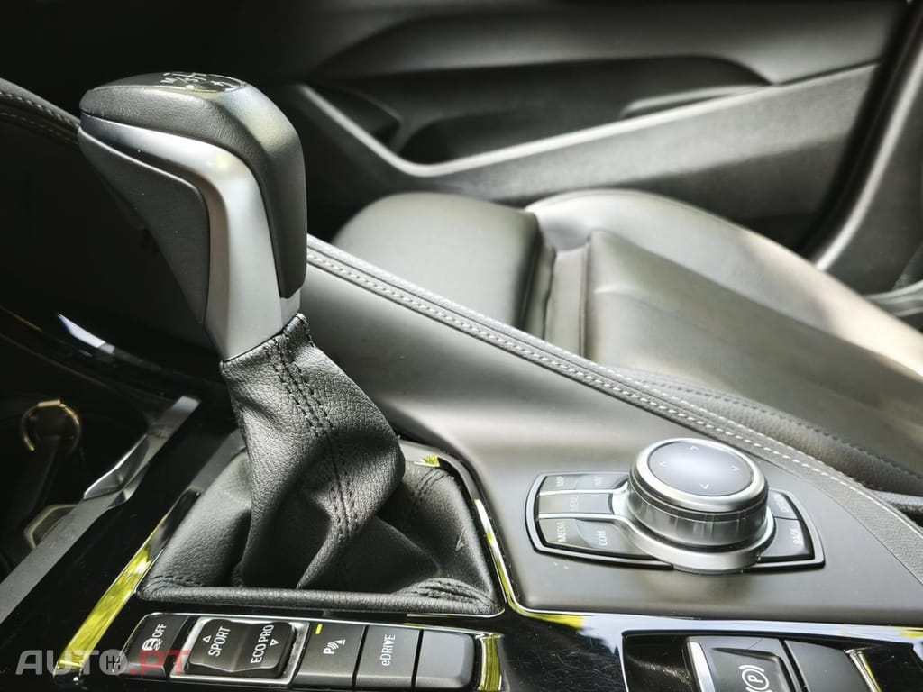 BMW X2 25 e xDrive X Pack M