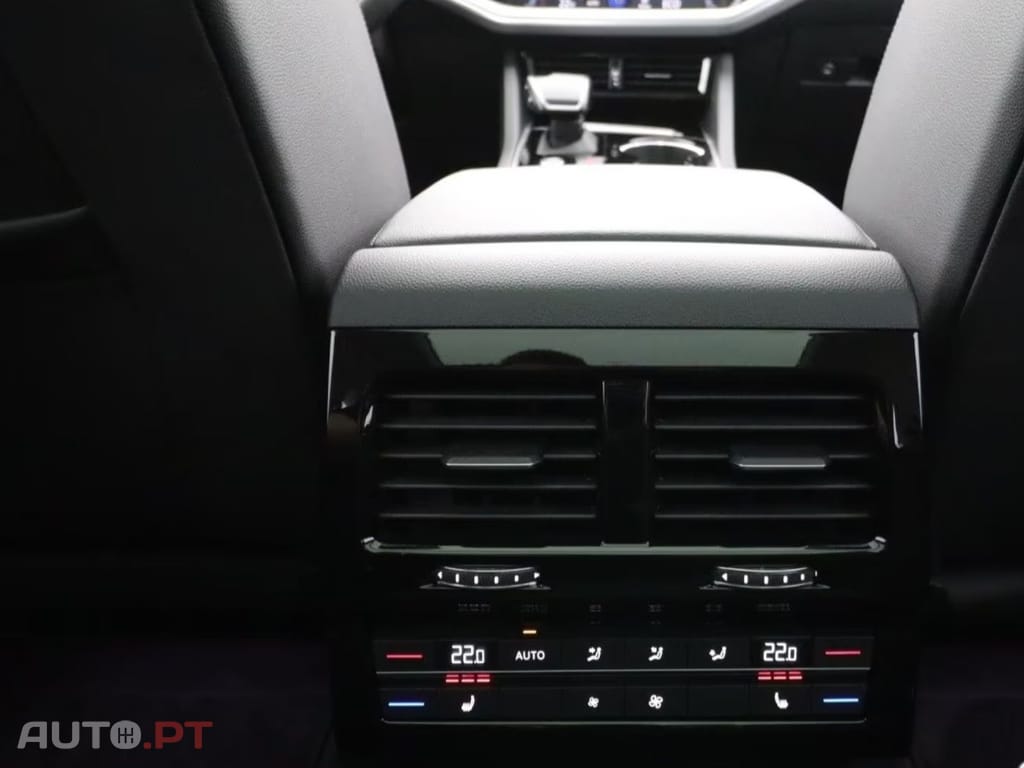 Volkswagen Touareg I.V.A DEDUTIVEL EHYBRID 3.0 V6 