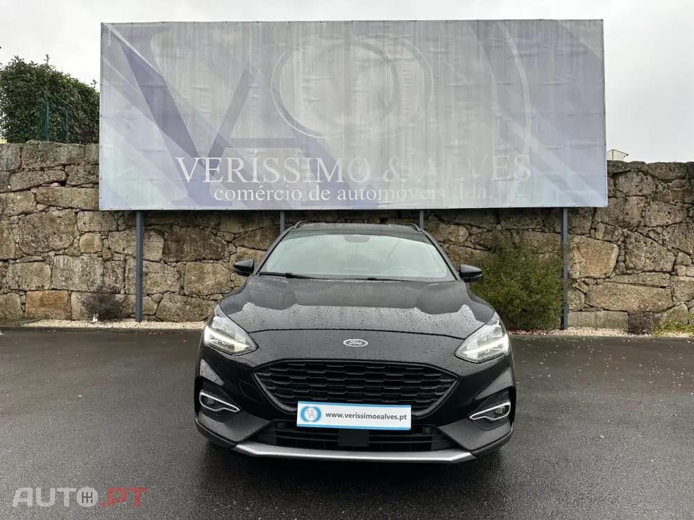 Ford Focus SW 1.0 EcoBoost Active Aut. — fotografia 9