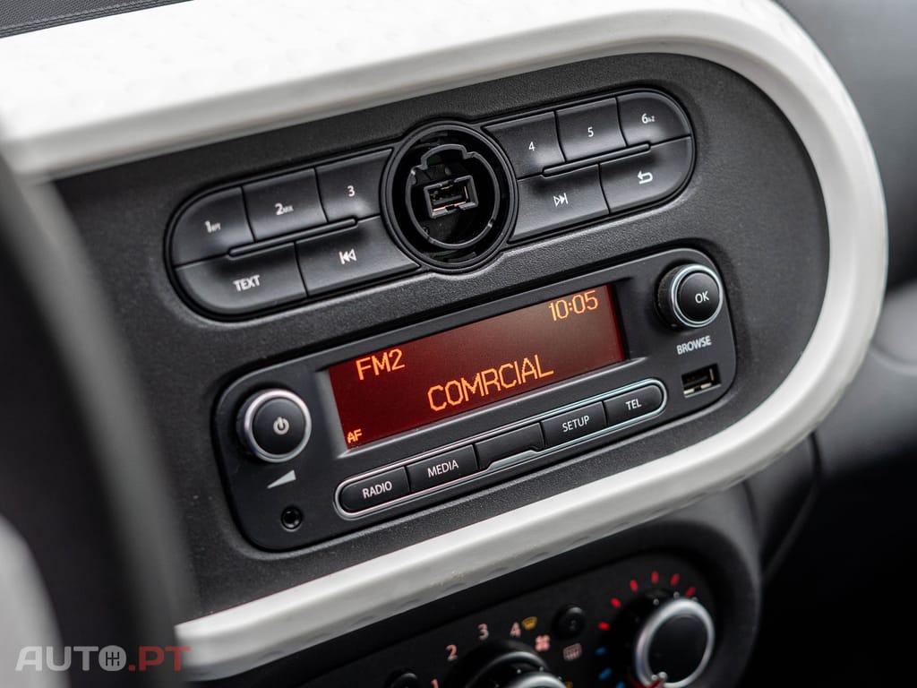 Renault Twingo 1.0 SCe Night&Day