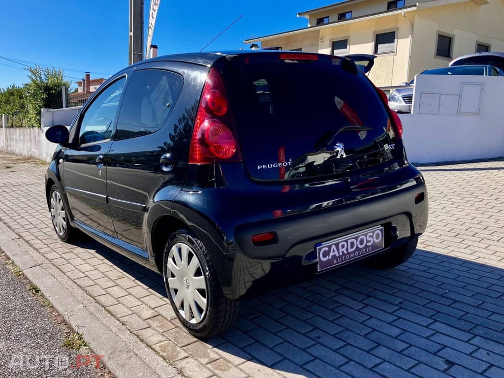 Peugeot 107 1.0 SE Envy 2-Tronic