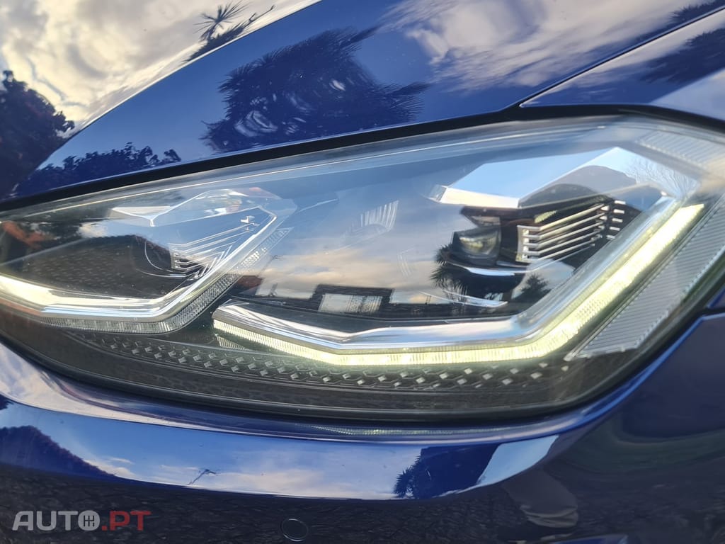 Volkswagen Golf 1.6 TDI R-Line DSG