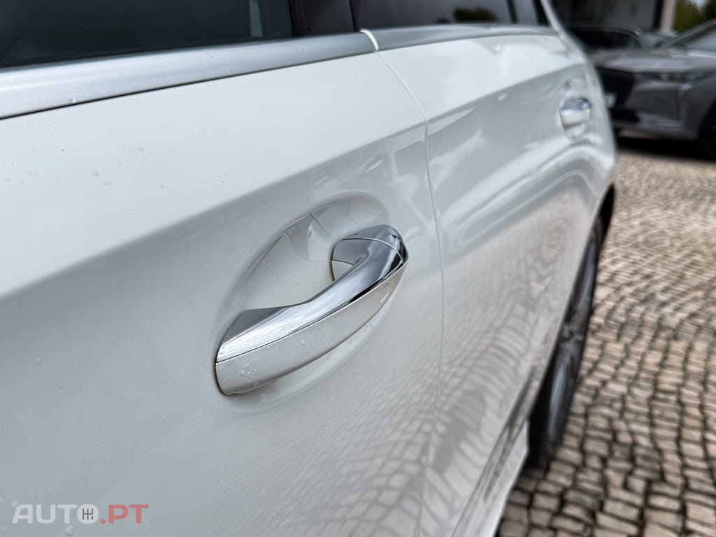 Mercedes-Benz A 180 d AMG Line Aut. Pack Premium Plus