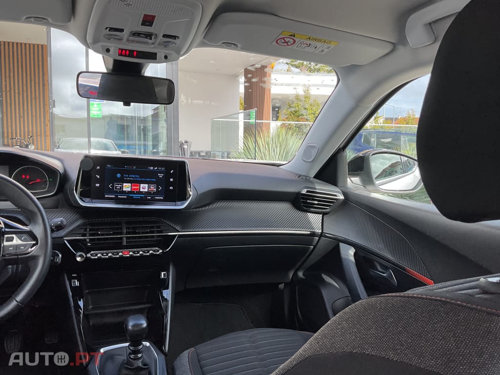 Peugeot 2008 1.2 PureTech Active
