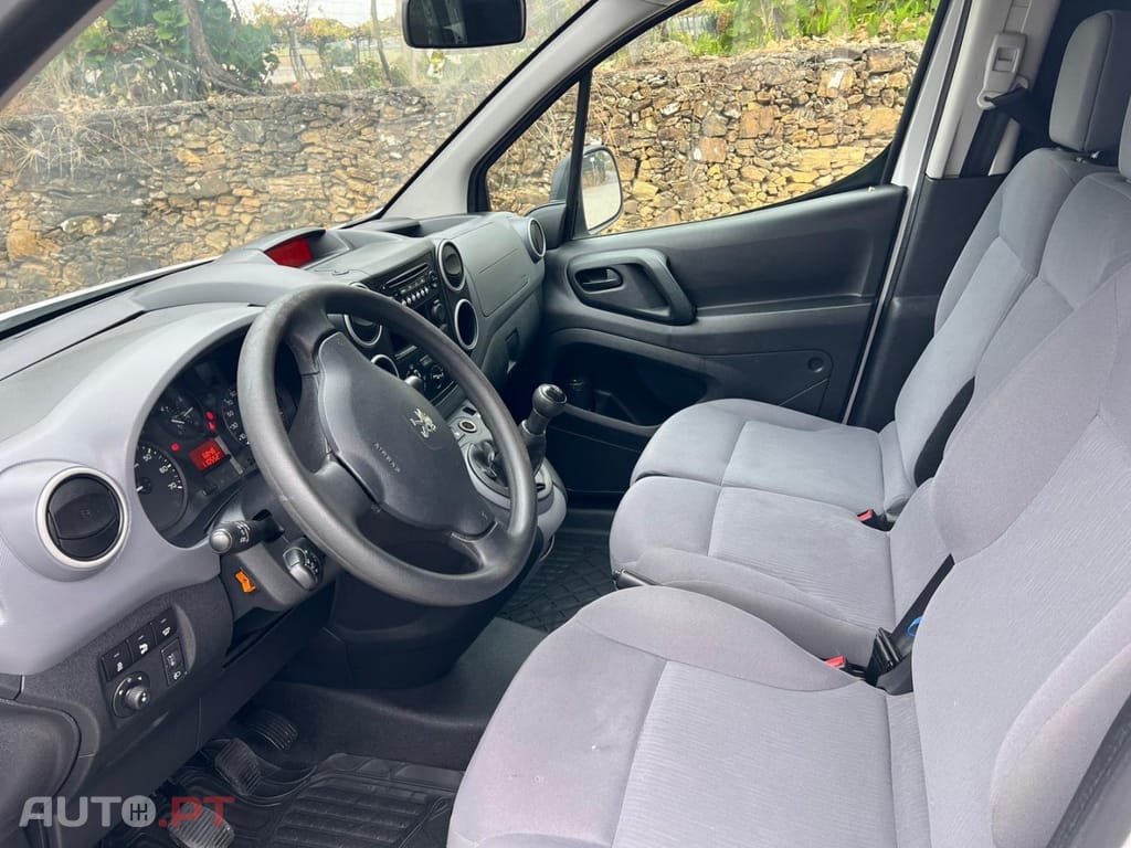 Peugeot Partner 1.6 BlueHDi L2 Premium 3L