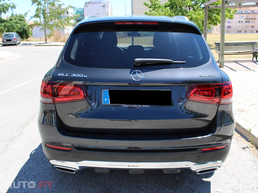 Mercedes-Benz GLC 300 e 4MATIC