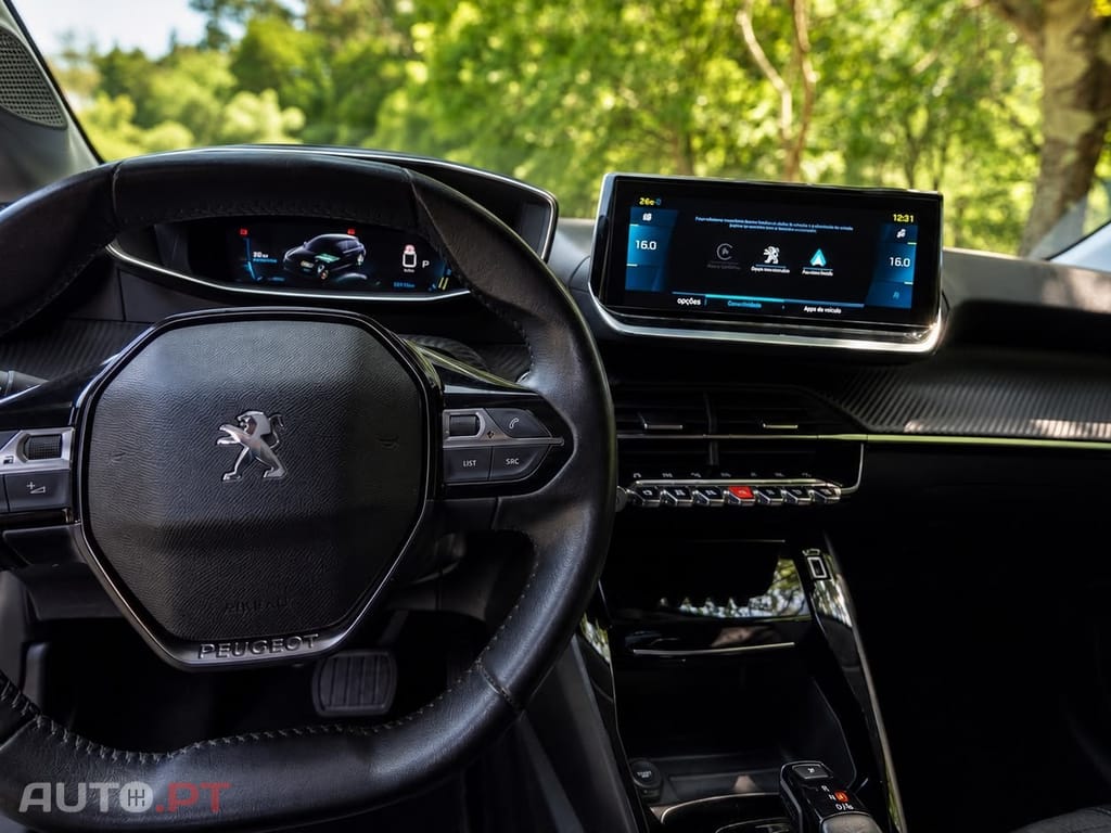 Peugeot E-208 50 kWh Allure