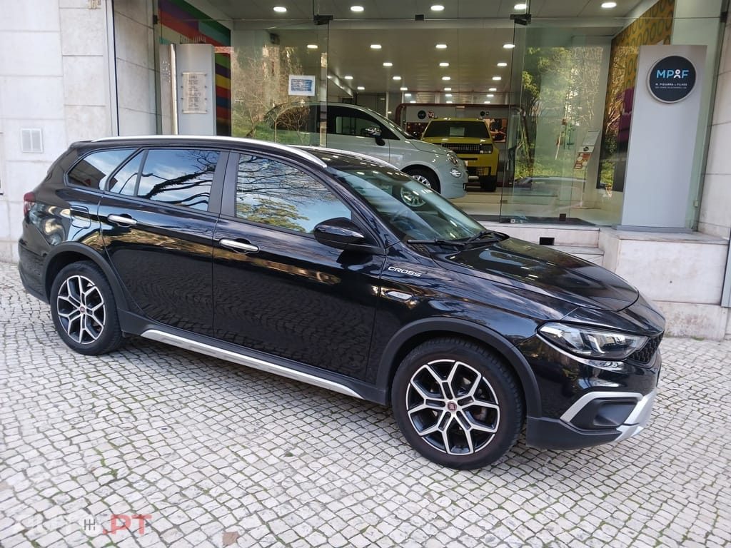 Fiat Tipo 1.5 GSE T4 Cross DCT