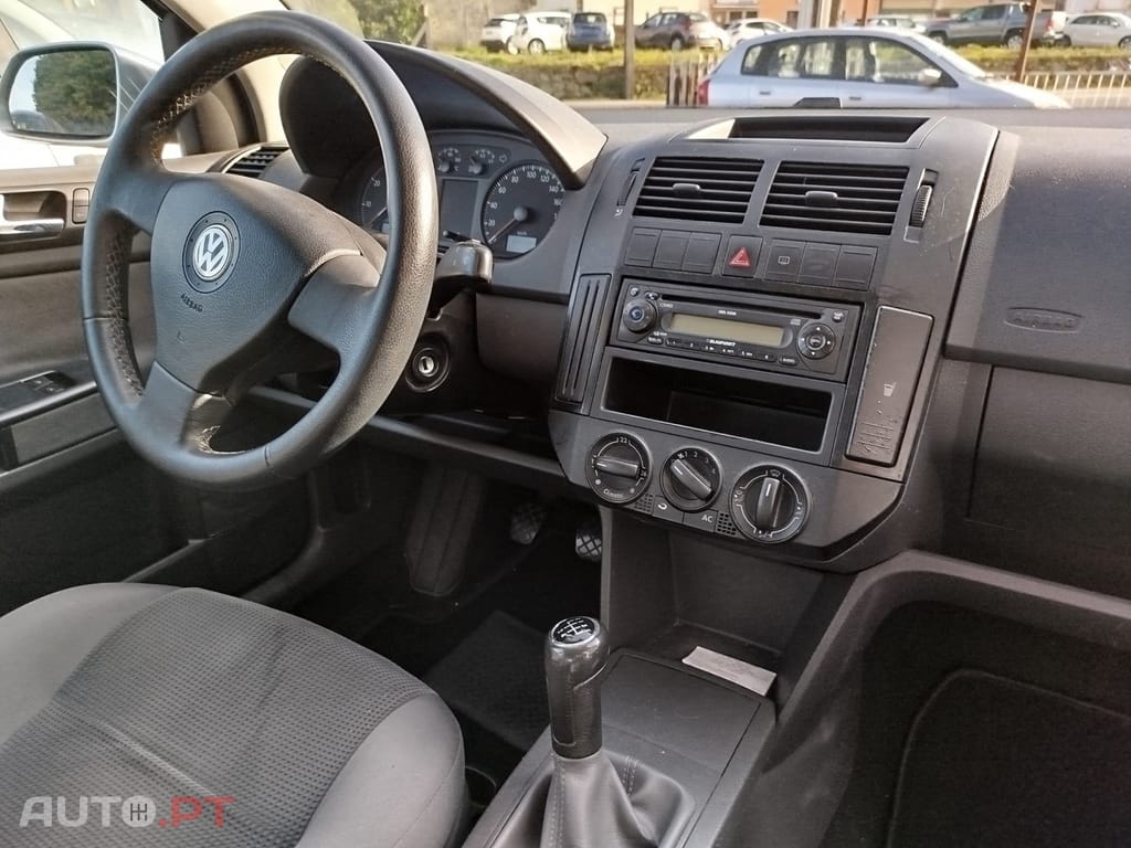 Volkswagen Polo 1.2 Live+
