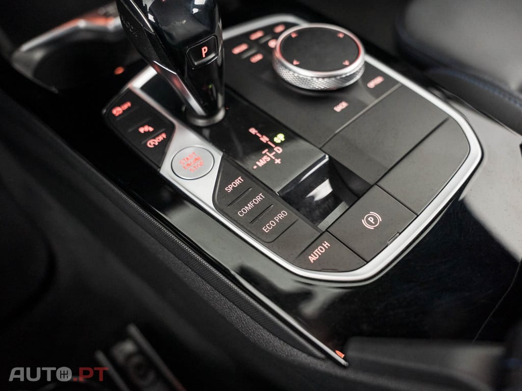 BMW 216 d Pack Desportivo M