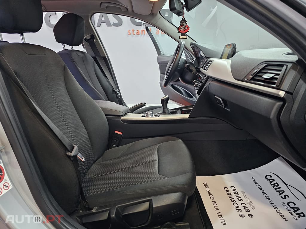 BMW 318 d Touring Line Sport