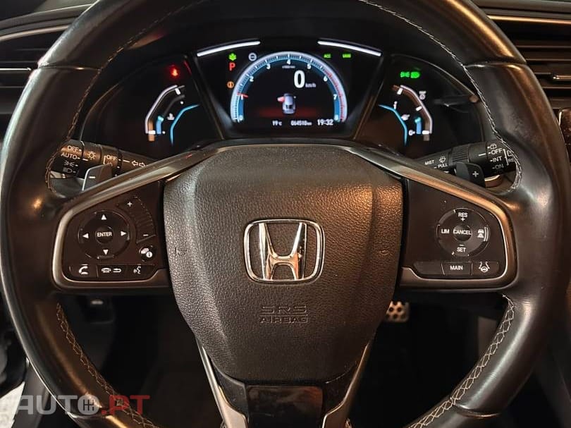Honda Civic 1.0 i-VTEC Comfort CVT