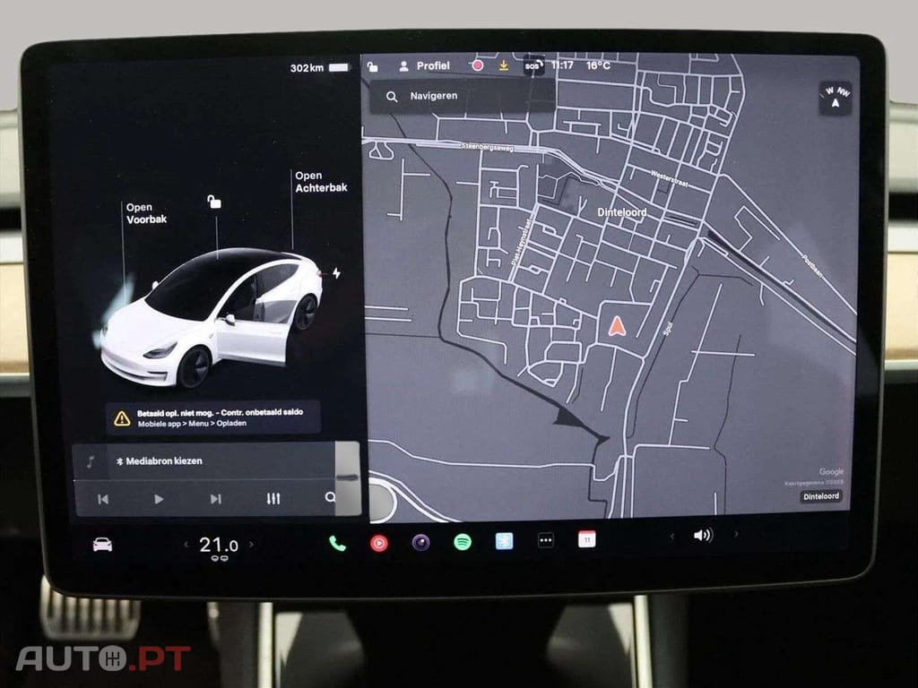 Tesla Model 3 Standard RWD Plus AUTOPILOT