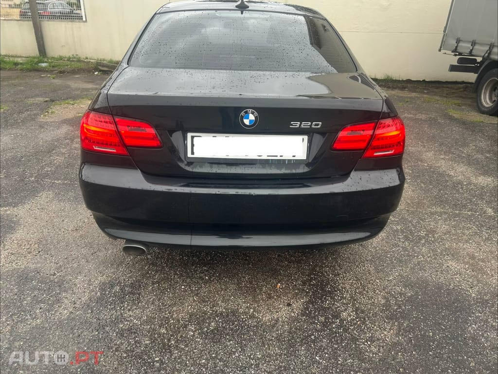 BMW 320 E92 coupé