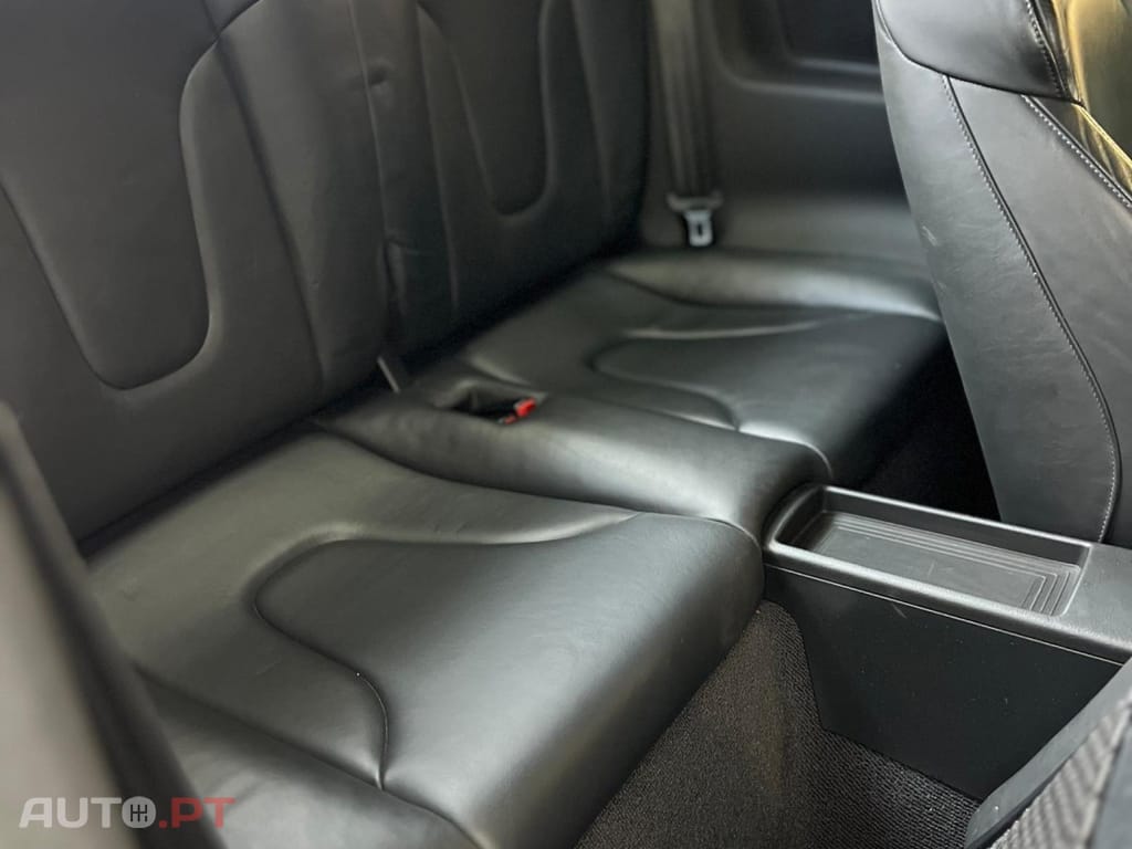 Audi TT 2.0 TDI quattro S-line