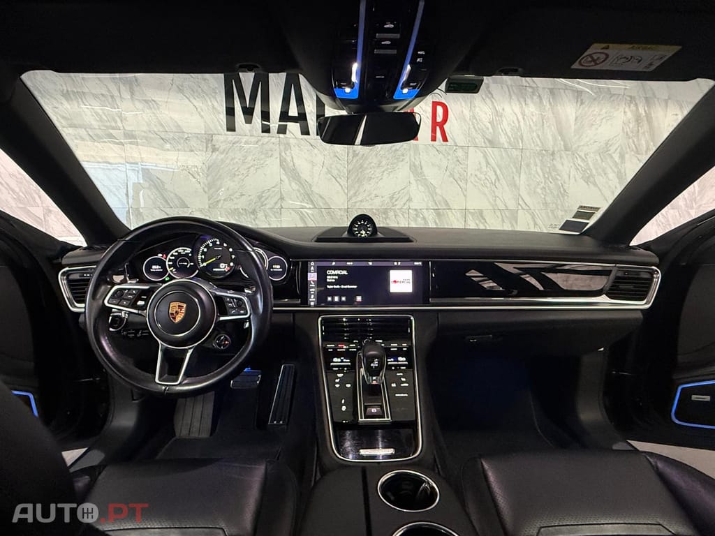 Porsche Panamera 4 E-Hybrid Plug-in
