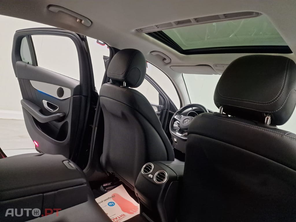 Mercedes-Benz GLC 250 COUPE AMG LINE 4-MATIC AUT.