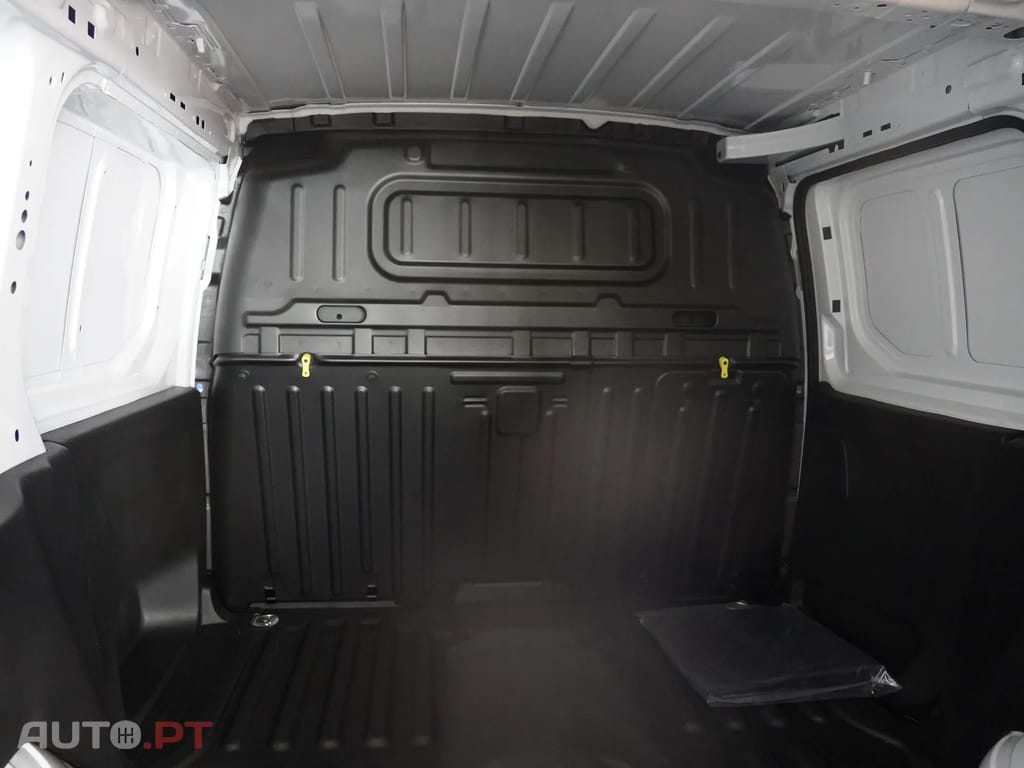 Peugeot E-Partner 50 kWh M Standard