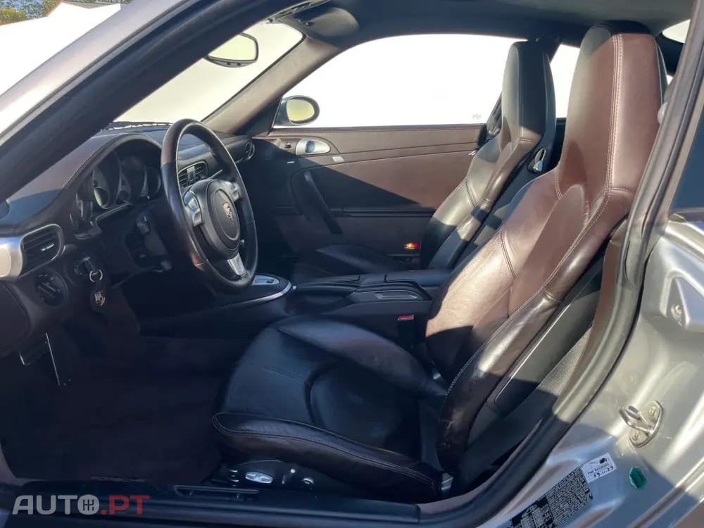 Porsche 911 Carrera 4S Tiptronic