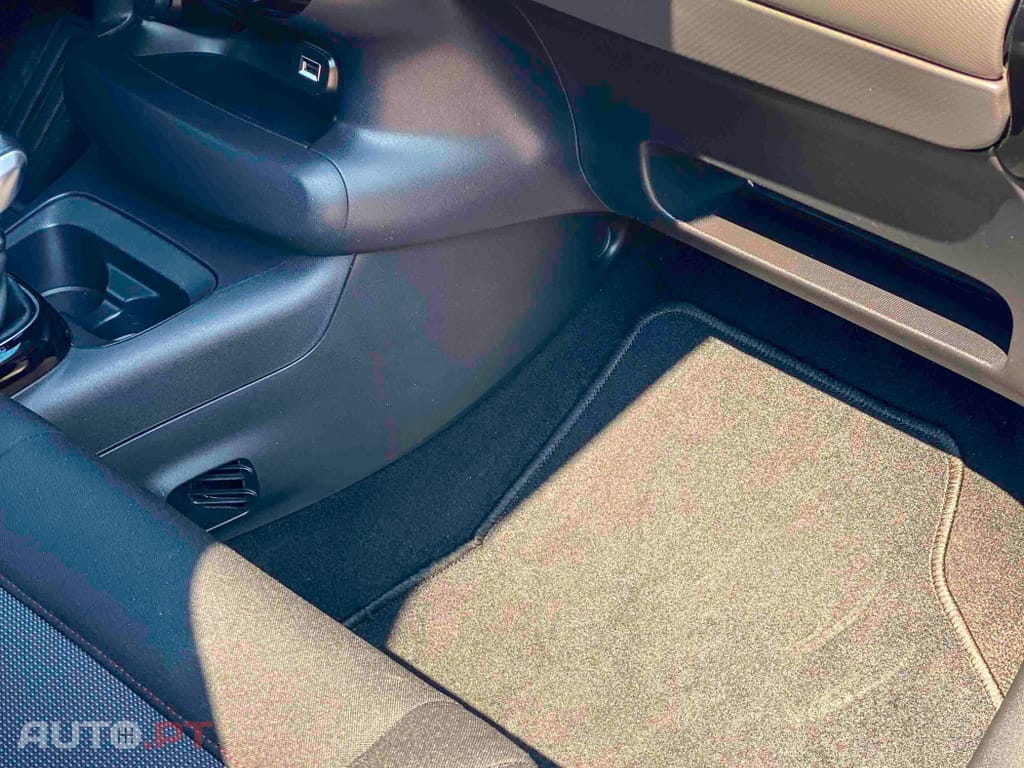 Citroen C4 Cactus 1.2 PureTech Feel Business EAT6