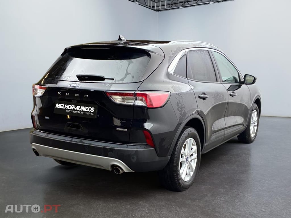 Ford Kuga 2.5 FHEV Powershift Titanium