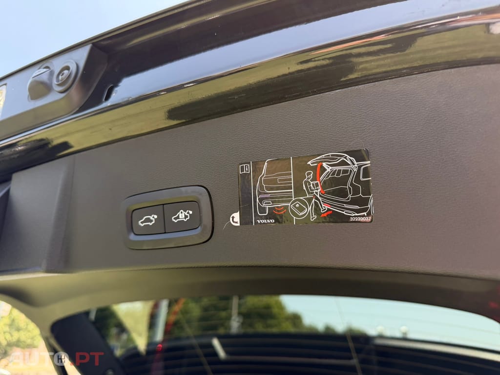 Volvo XC40 1.5 T4 PHEV Inscription