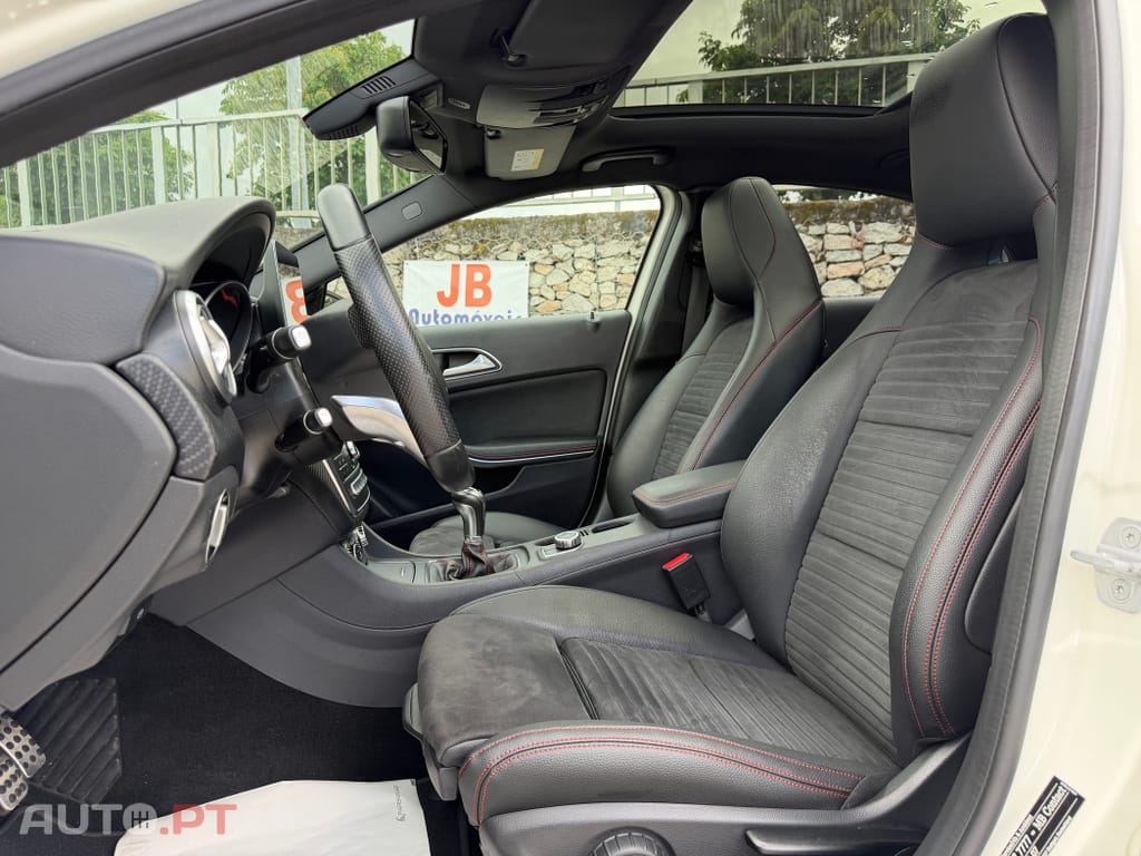 Mercedes-Benz A 180 d AMG Line